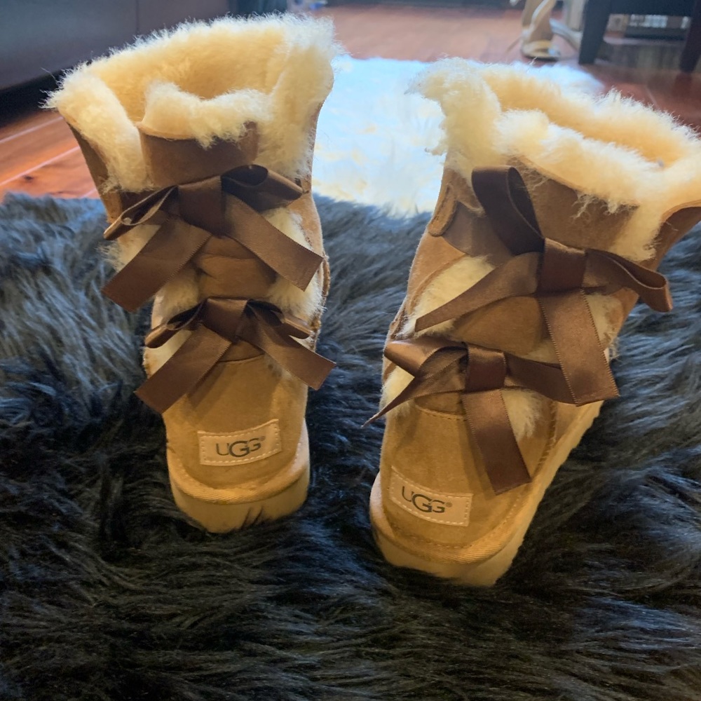 SOLD!!!!!Ugg’s!  Like new.